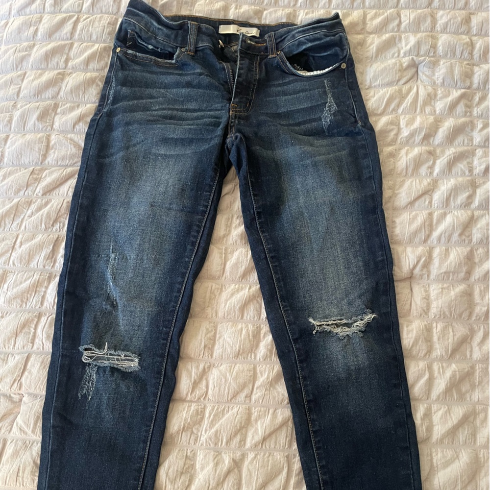 Kancan jeans. Distressed, ankle, dark wash. Size 3